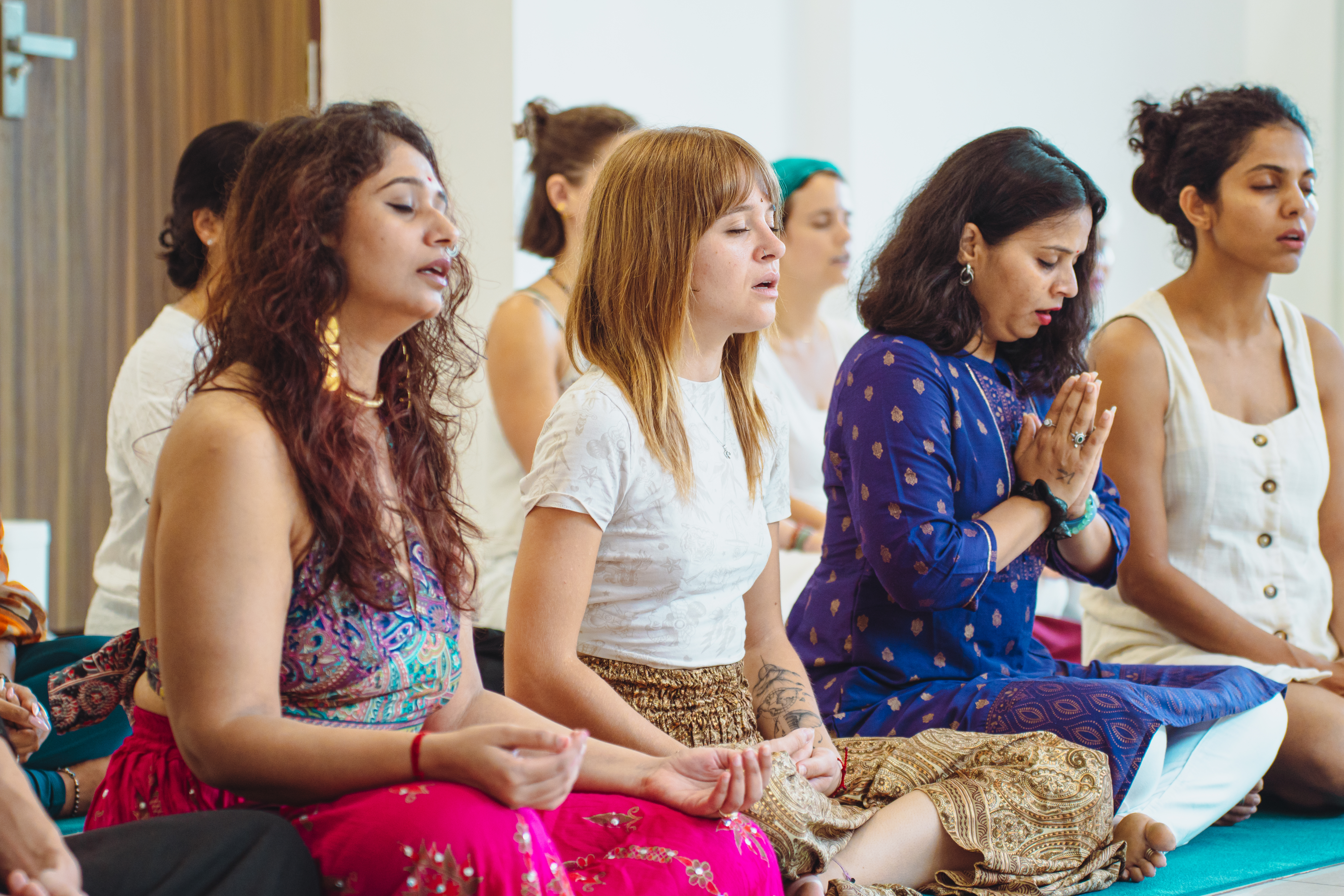 yoga-mantras-for-yoga-teacher